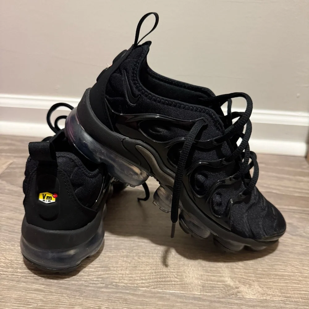 Nike Air VaporMax Plus SE - Picture 10 of 16